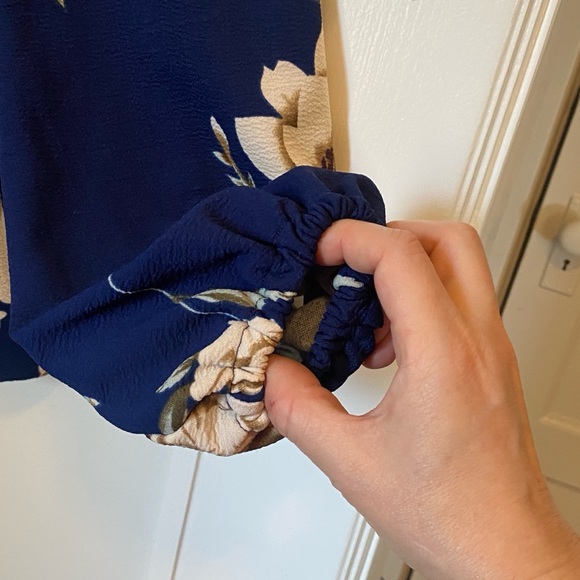 Floral V-Neck Blouse - Blue and Cream - Picture 5 of 9